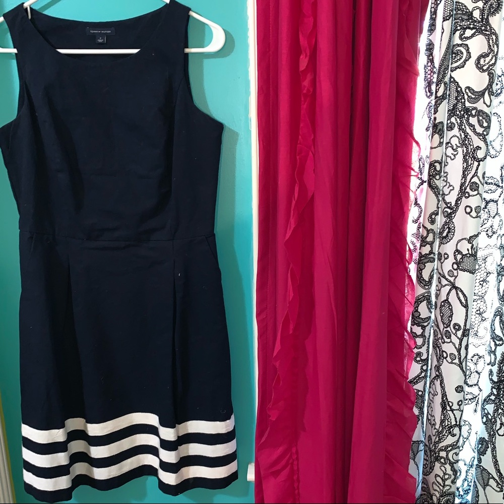 Navy Blue & White Tommy Hilfiger Dress w pockets